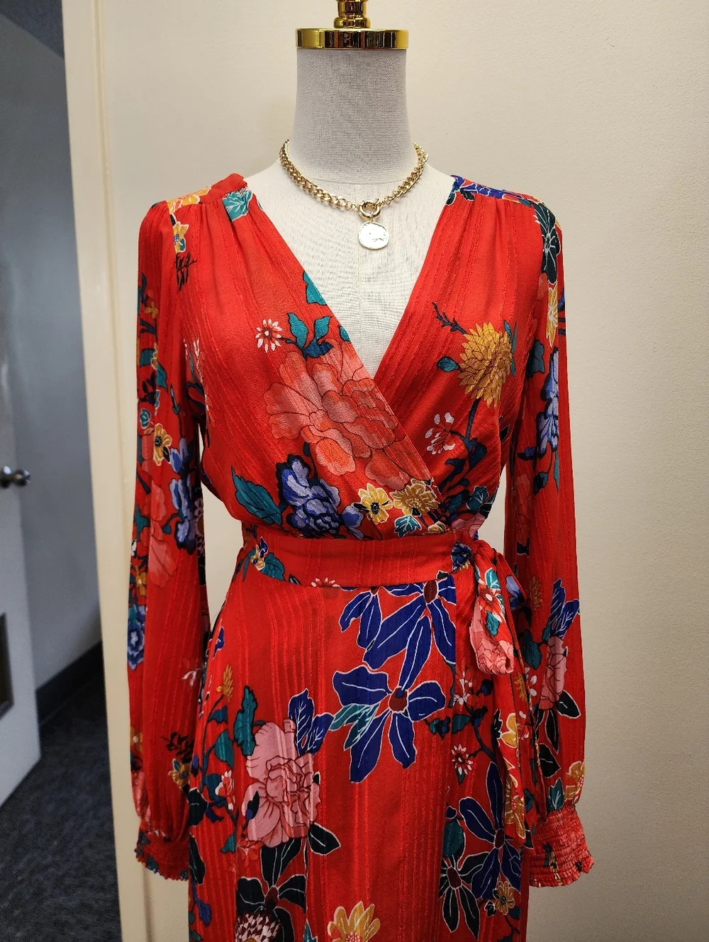 Anthropologie Red Floral Wrap Midi Dress Size 2 - Picture 3 of 10